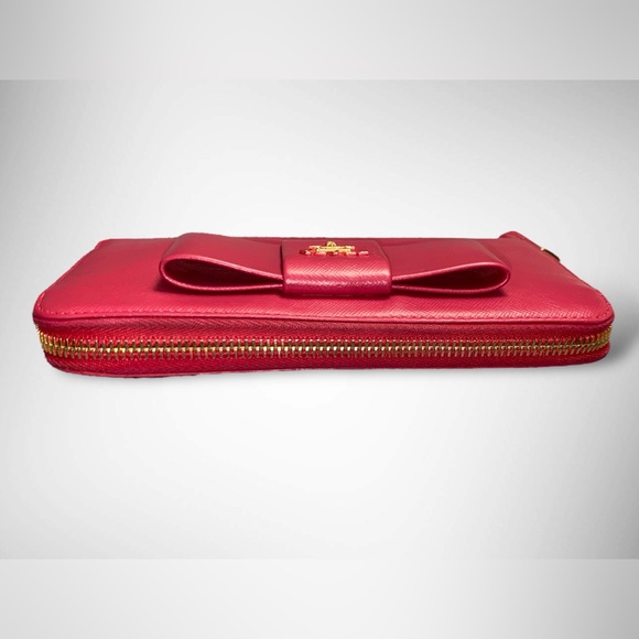 3$ start!! Prada Pink Saffiano Leather Bow Zip Around Wallet with Box Auth card - Picture 4 of 16